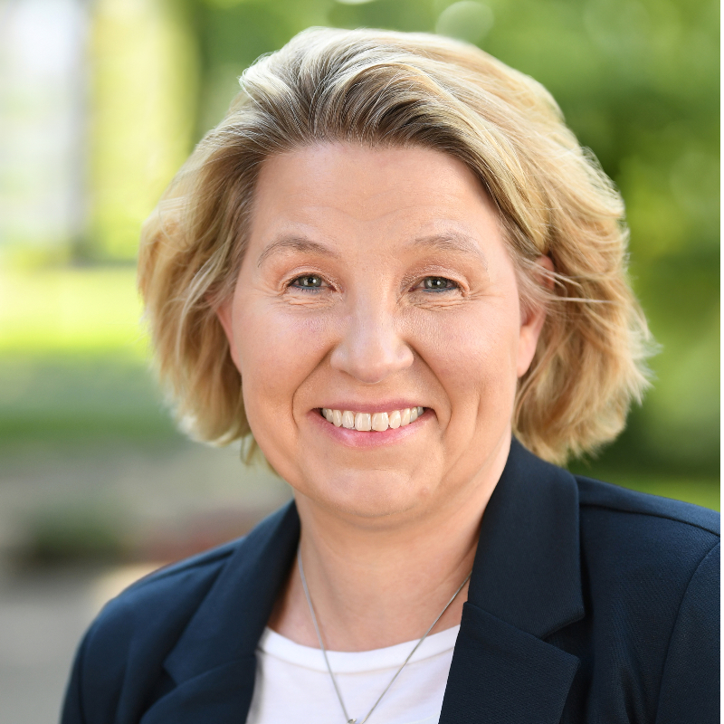  Stefanie Giesguth